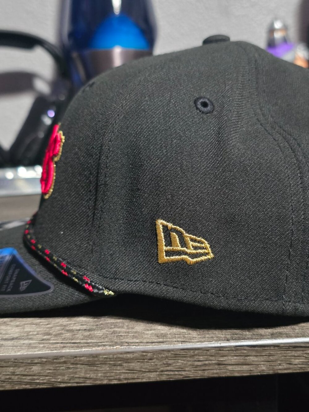 49ers 2025 Rivalry Hat - Picture 2 of 5